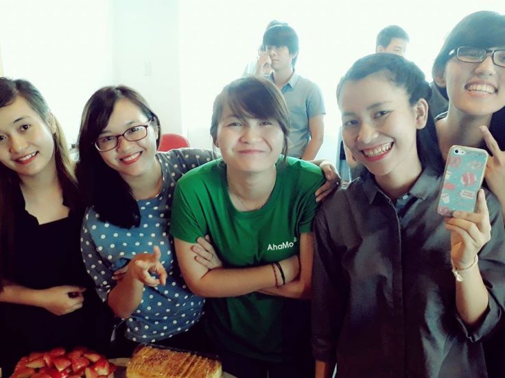 Trải nghiệm 8-3 cùng đồng nghiệp